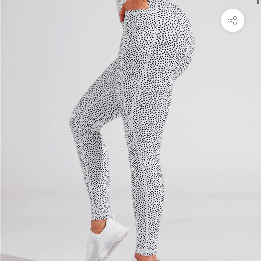 L White Bossy Limitless Legging
